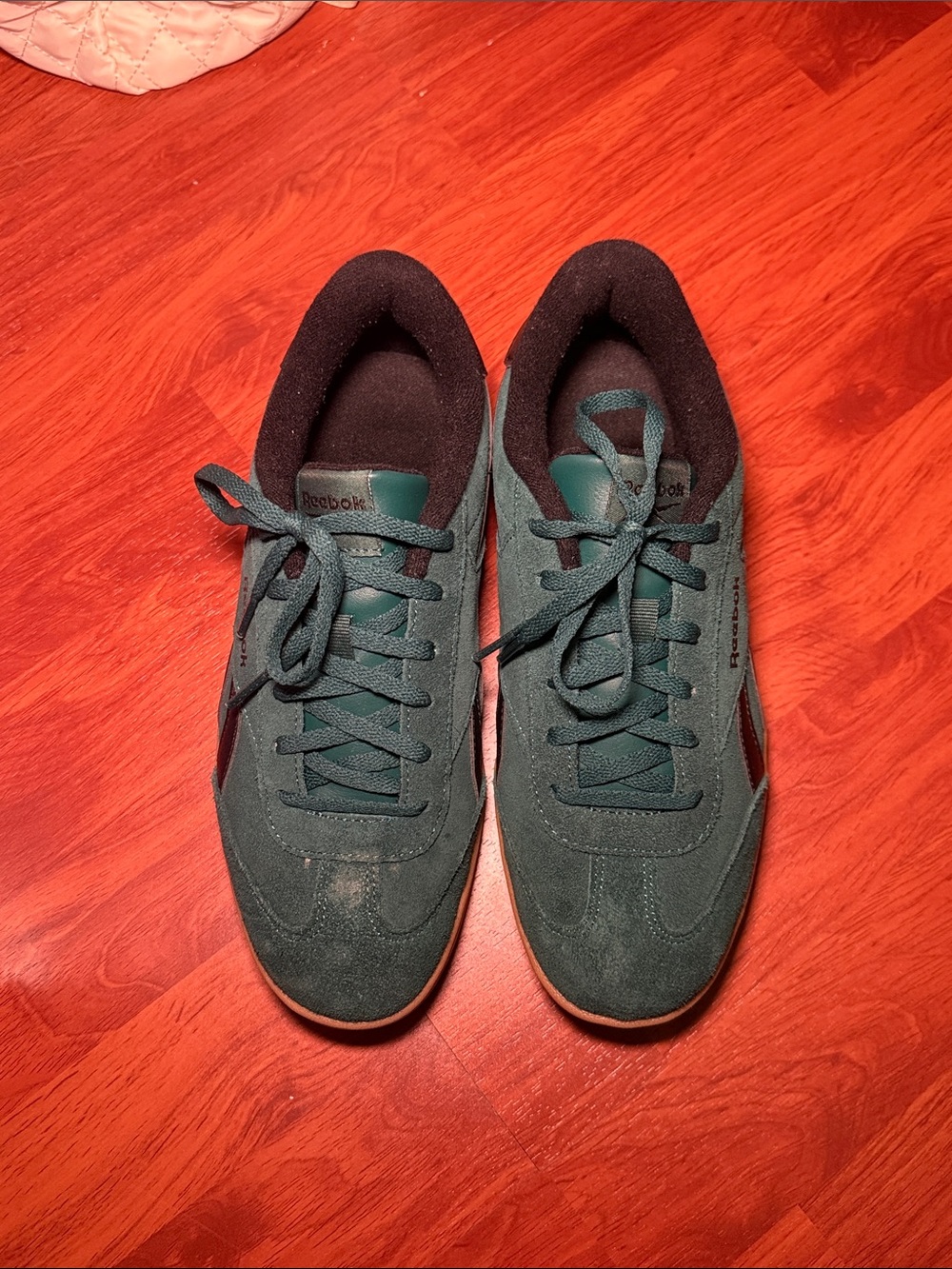 Reebok Men's Dark Green Suede Low-Top Sneakers